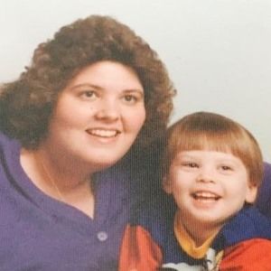 Meet your Posher, Debbie